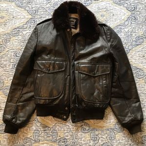 Cooper leather G-1 flight aviator pilot jacket. Mens size 38 EUC Made in USA
